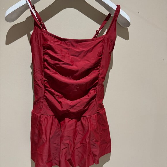 Red strap blouse - Picture 2 of 3